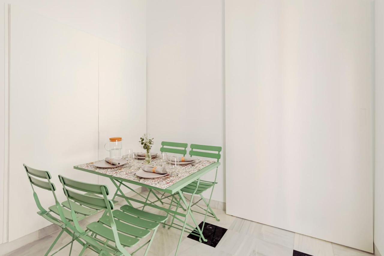 Aurora Terrace Apartments Sevilla Eksteriør bilde